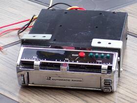 Spe-5001a Automatic Radio 8 Track Tape Player Model Working See The Video Nice