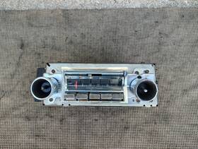 Buick 7289754 1965 Wildcat Lesabre Electra 225 Original Gm Wonder Bar Am Radio
