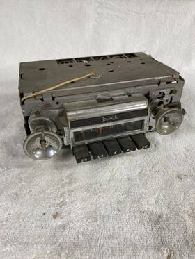 7307537-1 Buick 94bpb2 Vintage Sonomatic Car Am Radio Push Buttons Untested