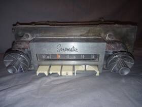 980051 Buick Vintage Sonomatic Car Am Radio Push Buttons 12v Model Untested