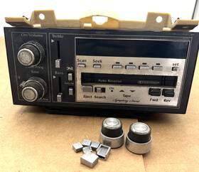 Cadillac 16022096 1980s Eldorado Seville Symphony Sound Cassette Am Fm Radio For Parts