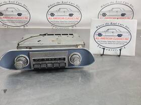 638-00225 Chevrolet 1962-65 Nova Am Push Button Radio With Correct One Year Only 1965 Bezel Knobs