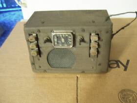 985424 Chevy Delco 39 1939 Radio Model