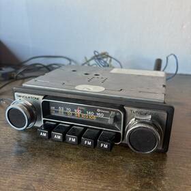 308-0857-01 Clarion Car Am/fm Radio Vintage Model Re-338d Push Buttons Made In Japan