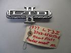 D7ob-6542550-aa Ford Nos Ltd Ii Name Plate Fender Mount