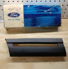 D9cy-15a440-a Ford Nos Oem Rh Front Fender Side Marker Light Bezel