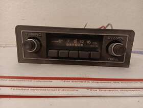 A-401a Datsun 73-79 620 Pickup Truck Hitachi Am Radio And Console Faceplate Tested