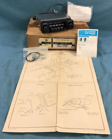 310-065-200 Datsun B210 Factory Am Radio New Old Stock