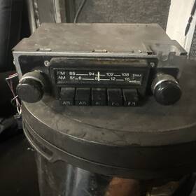 Km-1821ze Datsun Nissan Km1821ze Oem 260z 280z Am / Fm Radio 1976-78 Super Rare Hitachi