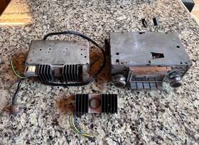 01vfm2 Delco 1970 Corvette C3 Am/fm Radio With Knobs Amp And Multiplex