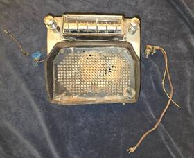 Delco 7260405 1949 1950 1951 1952 Cadillac Am Pb Radio With Knobs And Fader Control For Parts