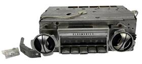 7303143 Delco Vintage 1968 Oldsmobile Delmont Delta 88 Radio Model