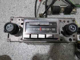 Delco 7937581 1972 C3 Corvette Stereo Radio With Knobs Multiplexor And Amp Prof Restored