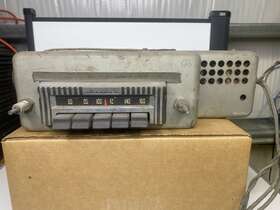 983334 Delco 1956 Oldsmobile 98 Holiday Super 88 Factory Original Am Radio