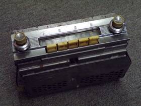94bf-463302 Fomoco 94bf-330847 Original Ford Am Car Radio Bendix With Bezel And Knobs 1959