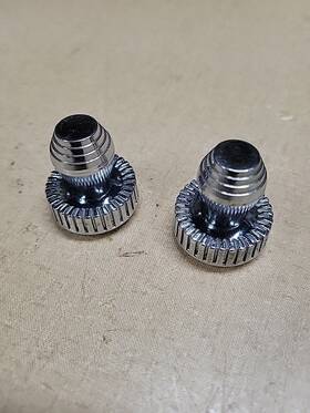 Fek-18830-a Fomoco Oem 1957 1958 Mercury Push Button Am Radio Chrome Knobs Turnpike Monterey