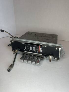 Ford 142992 1966 Custom Car Radio Fomoco 6v Am As Is Untested Ce-6tpf-190218
