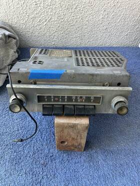 Ford 580073 Vtg Fomoco Radio 74bf