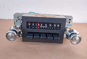 6a-d4aa-18806 Ford Oem Aeronutronic Am Car Radio Vintage 1970s Philco
