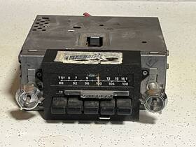 Ford Aerospace E1sf- 1981 Am/fm Radio E1sf Untested