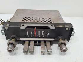 Ce-6tpf-048113 Ford Oem 1965 Galaxie 500 Push Button Radio Am 1966 Fomoco As-is