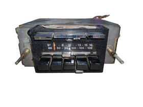 19a110 Ford D8af Vintage 70s Aeronutronic Am/fm In Dash Car Radio Town And Country For Parts