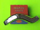 1371398 Front Yorker Oem Molding Chrysler Left Mopar 1951 Fender 1952 Nos