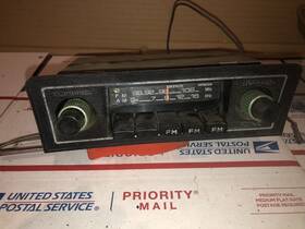 71130797d Hitachi Datsun Nissan 620 510 520 Factory Radio Oem A-1681a