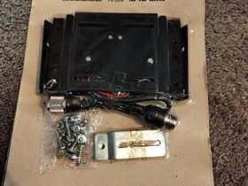 Fb-200a Idi Floor Mounting Part For Car Stereo Type Bracket