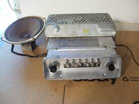 119402 Motorola 52 53 1952 1953 Ford High Fedelity Radio Good Working
