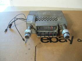 5tpe Motorola Mercury Comet 65 1965 Radio And Knobs Good Working
