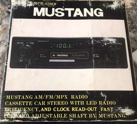 Mcr-6100b Mustang Am/fm/mpx Radio Cassette Led Stereo Parts Only Missing Knobs