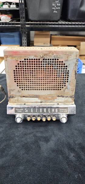 Philco S-5127 1951 51 1952 52 Studebaker Champion Commander Model S 5127 Am Radio Core