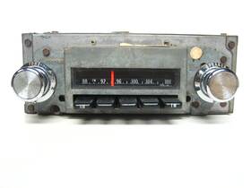 7312922 Pontiac 1969 1970 1971 1972 Gto Lemans Am-fm Mono Radio Looks Good And Works See Video
