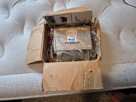 F-8705 Sanyo Vintage Nos Am/fm Car Radio New Open Box