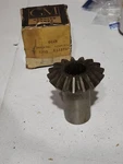 1960 Chevrolet Corvair 6255764 Differential Left Side Gear 16 Teeth Oem Gm Nos. Fixed Price $30.00.