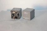 Lot Of Oem Ford Multi-purpose Pin Relay 5C3T-14B192-AA Canada. Fixed Price $7.90.
