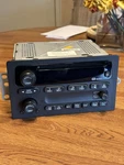 *mint* Oem Factory Radio Gmc Sonoma S10 Chevy Mini Truck 2002 2003 Sls. Fixed Price $150.00.