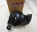 Delco-remy Gm 1959-1961 Chevy Chevrolet Pontiac Buick Model 330 12 Volt Horn Nos. Fixed Price $75.00.