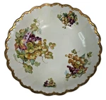 Vintage Victorian Empire China 4200 Cabinet Plate Grapes Gilded Scallop Edge. Fixed Price $25.00.